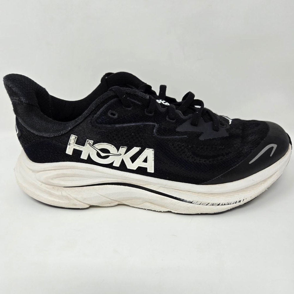 Hoka Clifton 10 Mens Size 7 Black White Athletic Running Shoes Sneakers